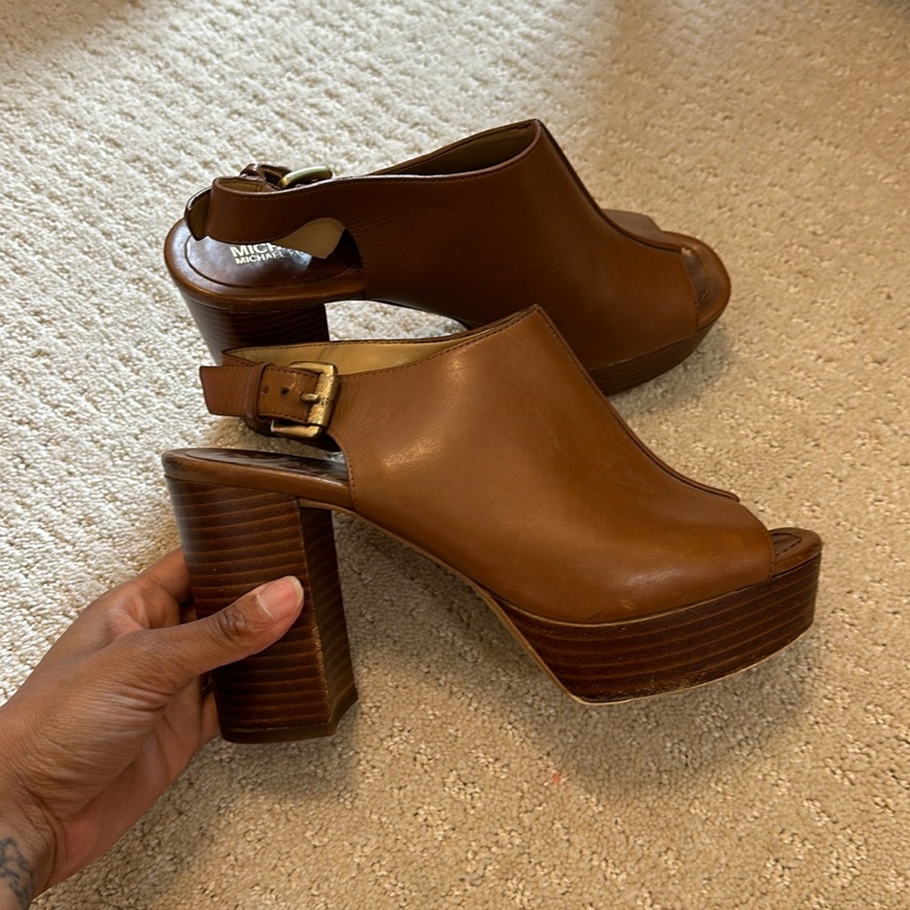 Michael kors shoes - Picture 1 of 2